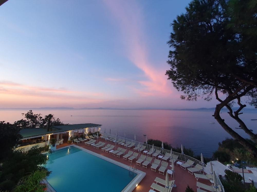 Le Querce Resort Sea Thermae & Spa Ischia Exterior photo