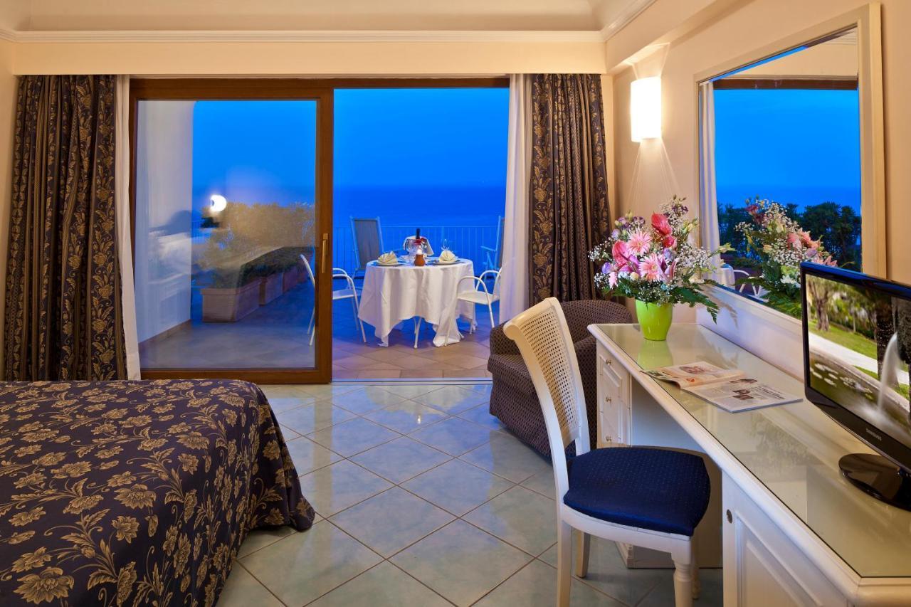 Le Querce Resort Sea Thermae & Spa Ischia Exterior photo